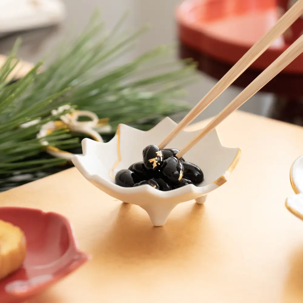 Leaf Three-Footed Side Bowl