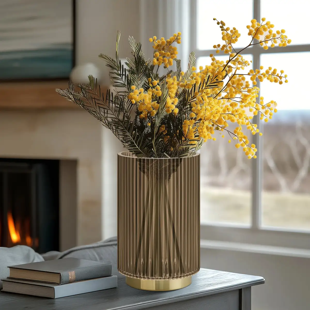 Polished Glass Decorative Table Vase