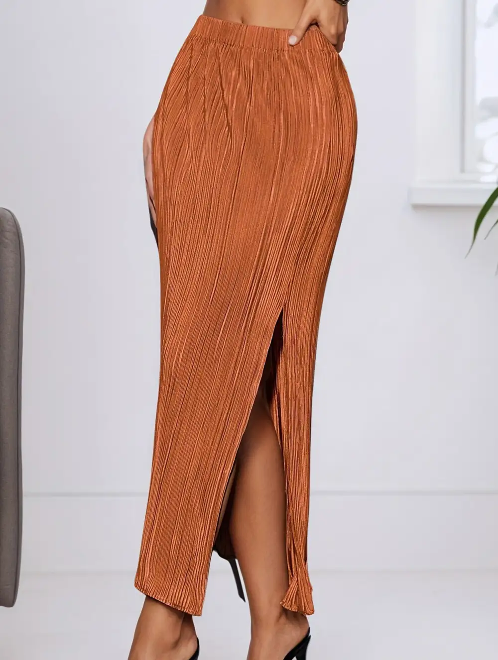 Slit Pleated Midi Skirt
