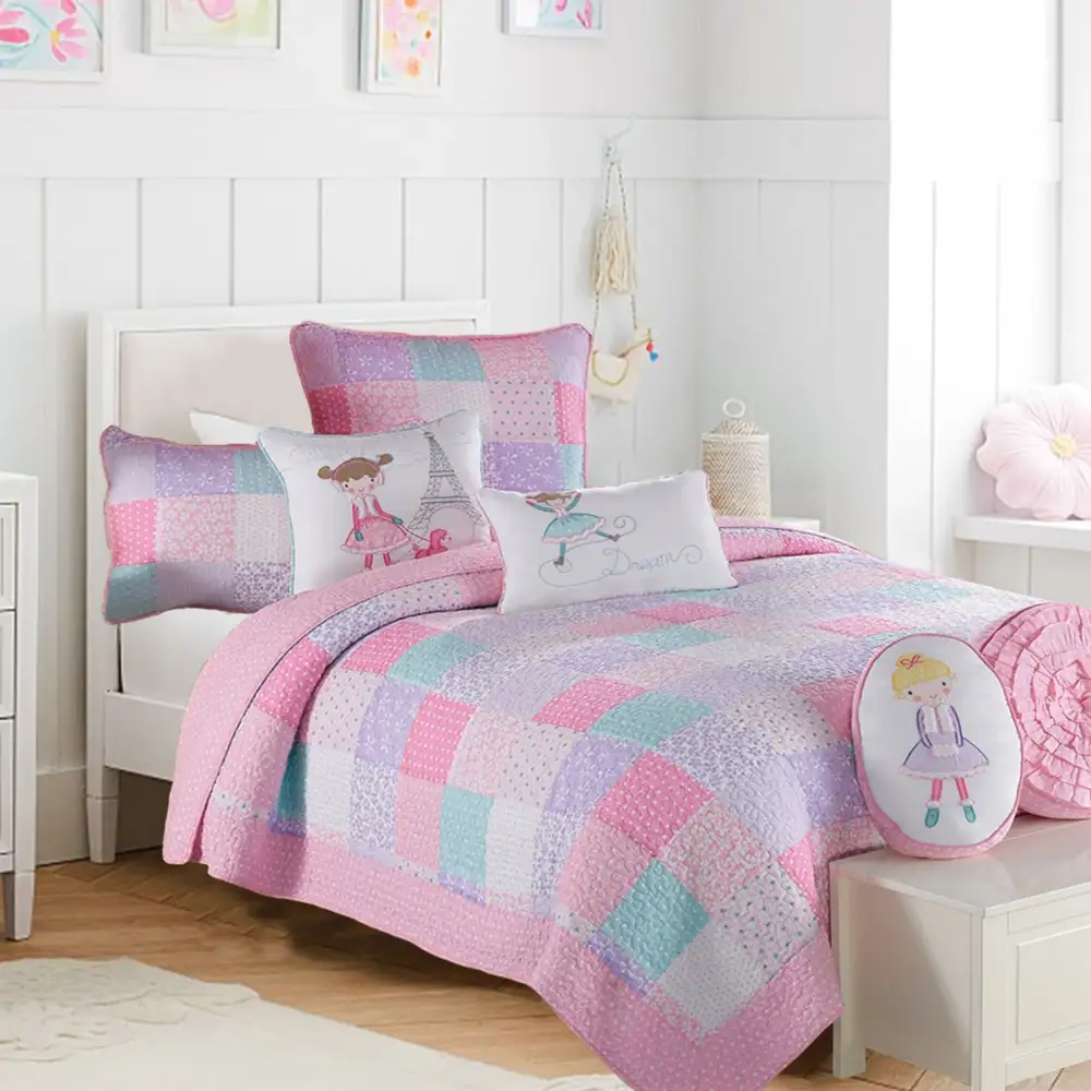 Casual Cotton Floral Patchwork Reversible Quilt Bedding Set