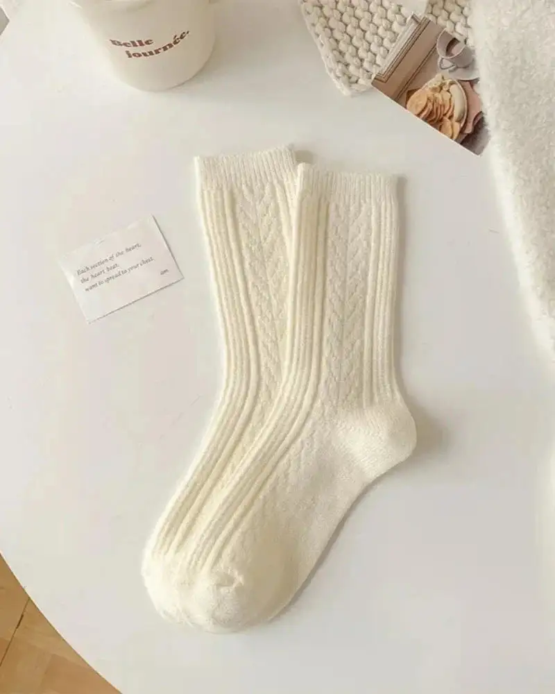 Cable Knit Warm Knee High Socks