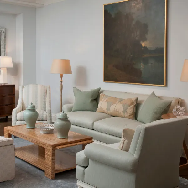 Classic Detailed Classic Sofa