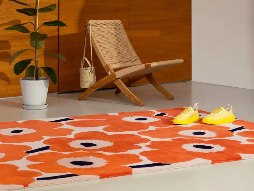 Wool Tufted Floral Area Rug