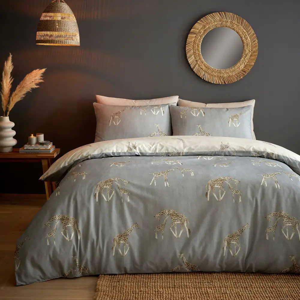 Graceful Bedroom Reversible Check Polycotton Duvet Cover Set