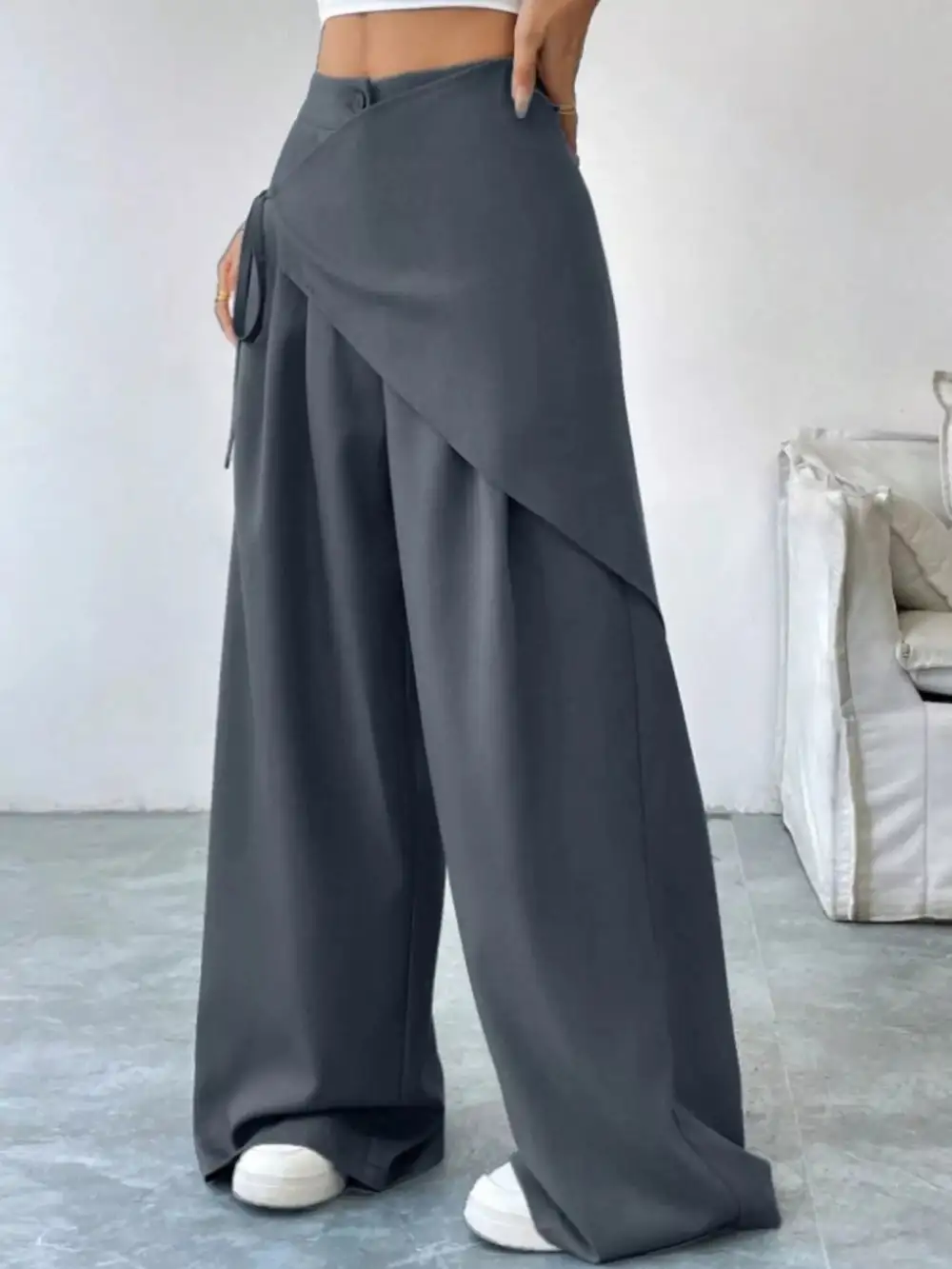 Pocketed Wide Leg Trousers