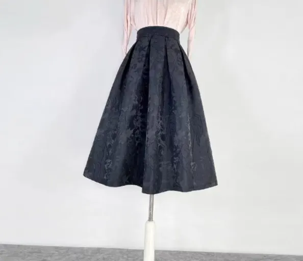 Graceful Clean Everyday Casual Skirt