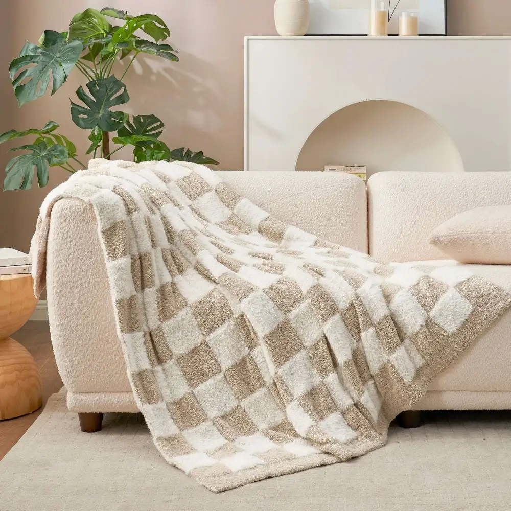 Fluffy Checkered Blanket