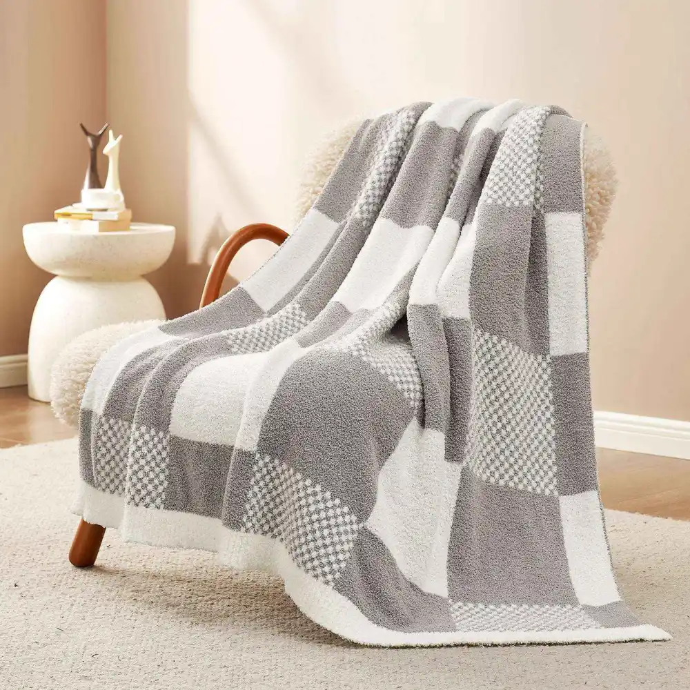 Cozy Large-Check Blanket