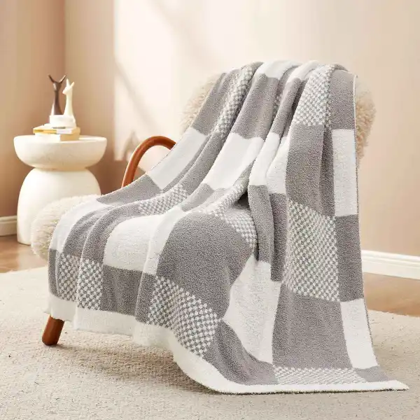 Cozy Large-Check Blanket