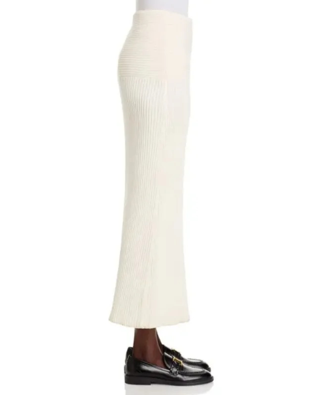Ribbed Pull On Skirt