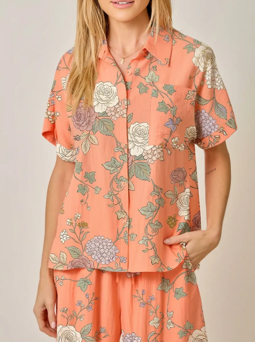 Women's Vintage Floral Botanical Printed Button-Down Shirt