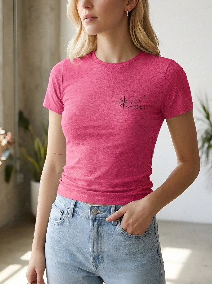 Travel Lover Compass T-Shirt Classic
