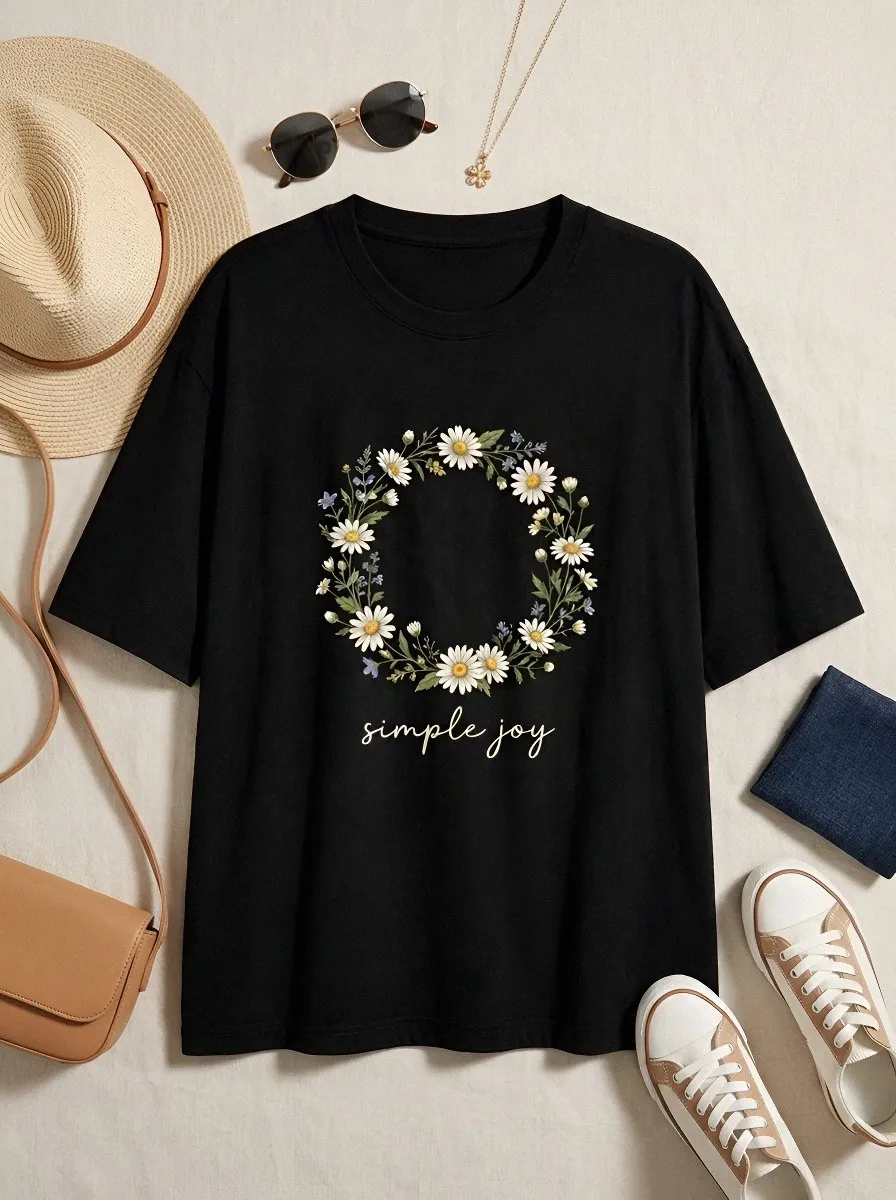 Women's Nature Lover Daisy Wreath Simple Joy Printed T-shirt