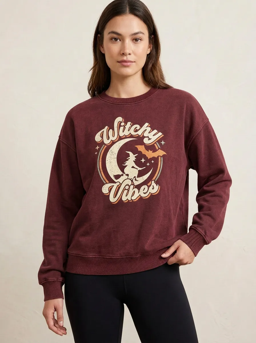 Women's Halloween Witchy Vibes Moon Bat Printed Sweatshirt