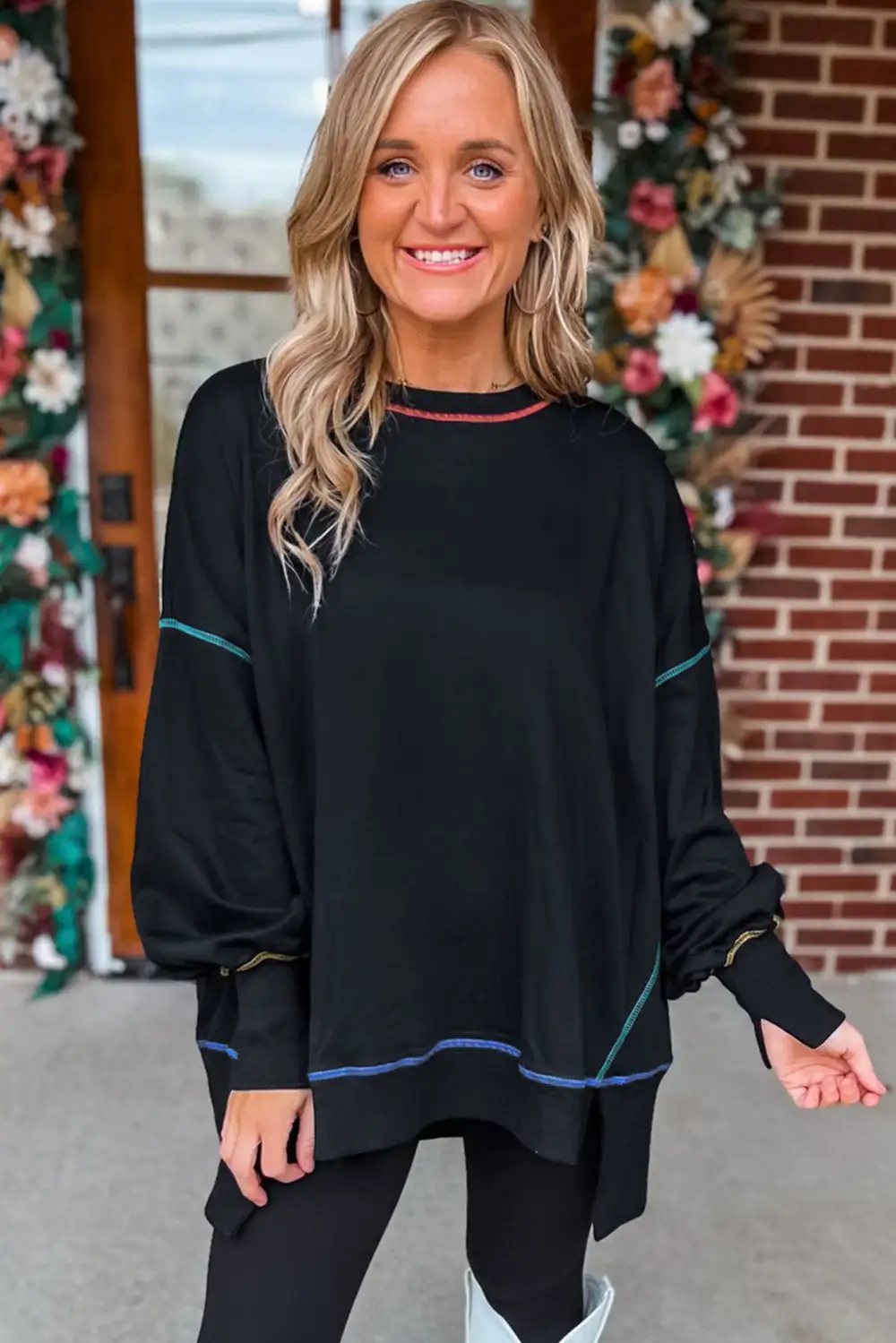 Contrast Stitching Split Relaxed Sweatshirt