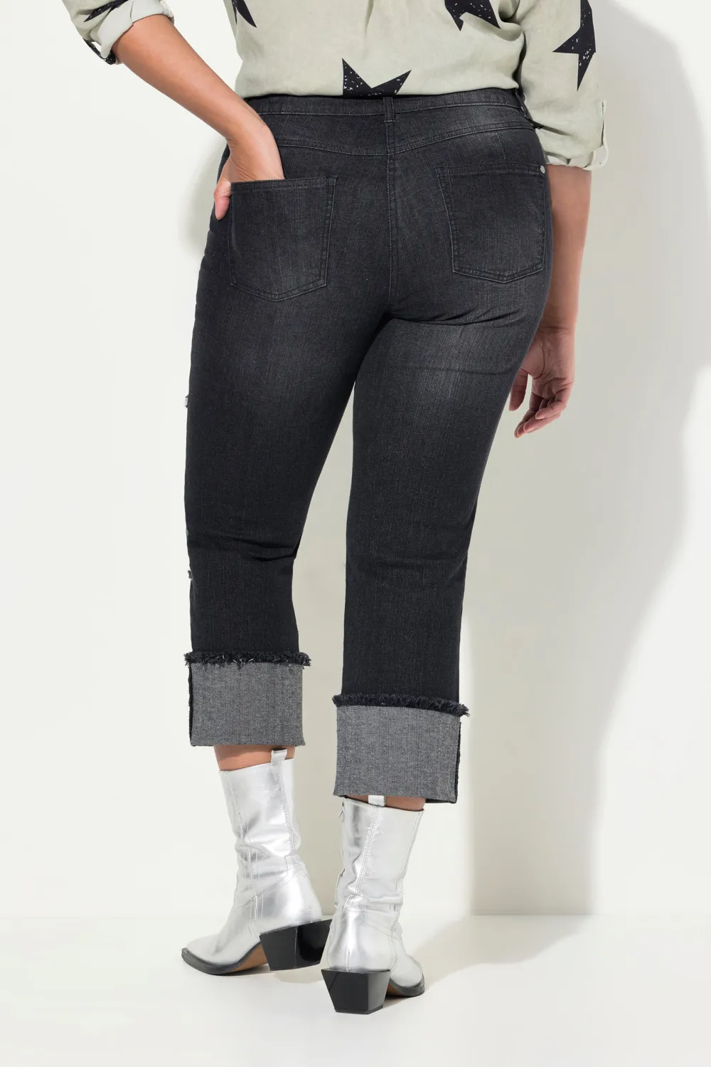 Elastic Patch Jeans