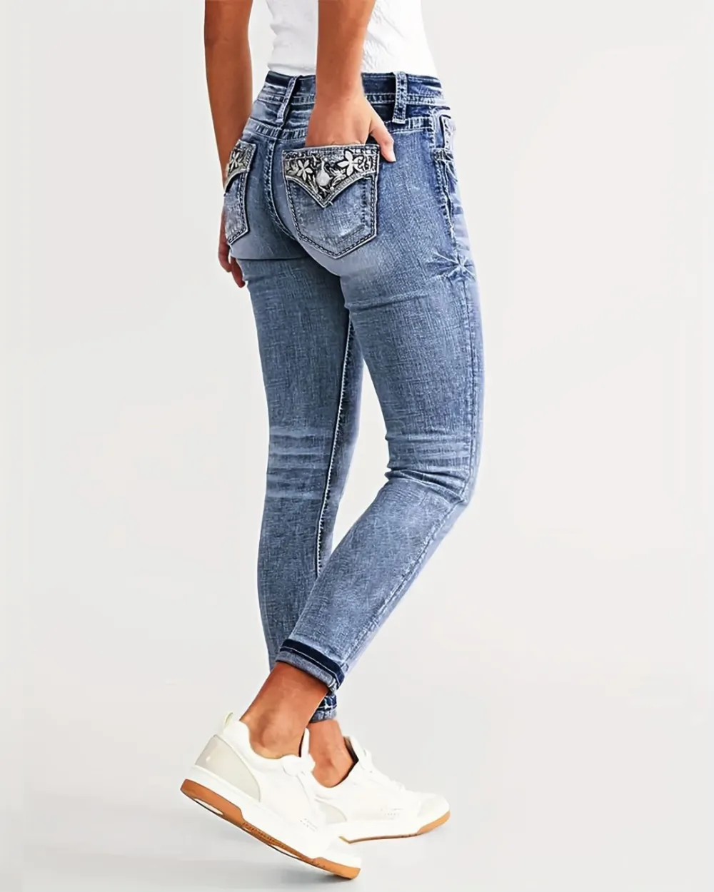 Stretch Embroidered Slim-Fit Skinny Jeans