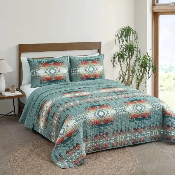 Decorative Quilted Geometric Quilt Set