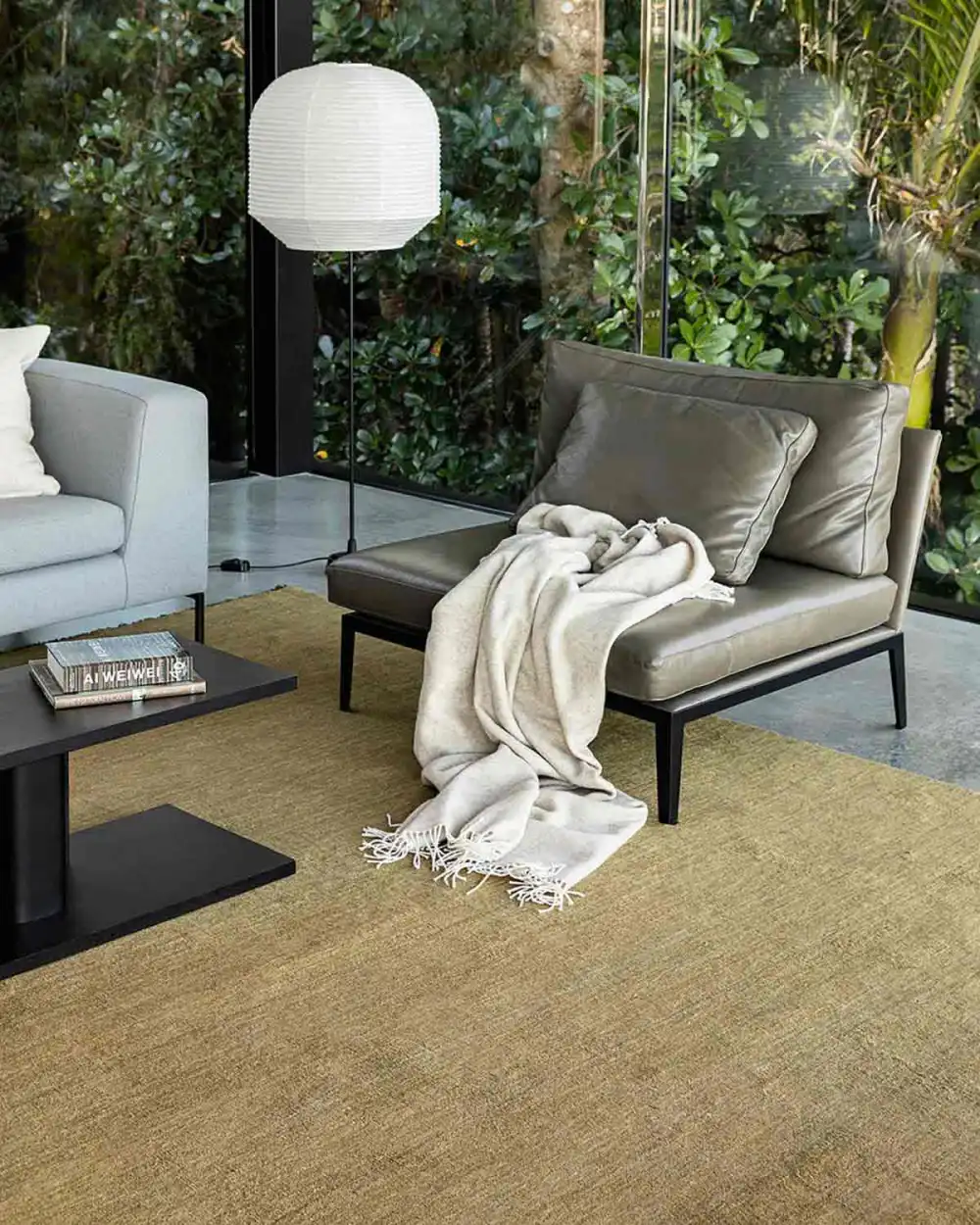 Wool Contemporary Textured Balanced Area Rug