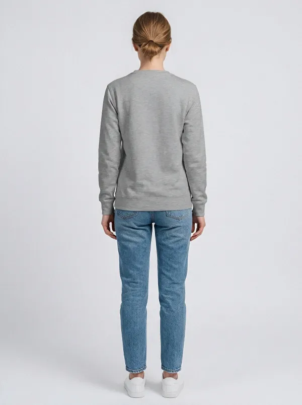 Travel Lover Mountain Sweatshirt