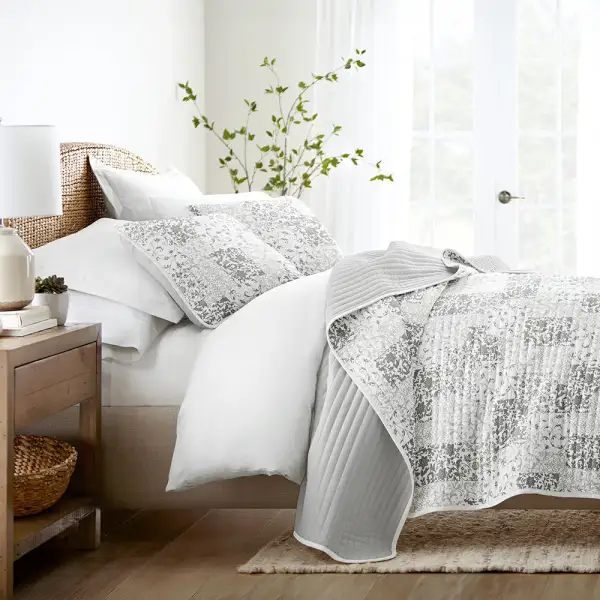 Scrolled Patchwork Reversible Quilted Coverlet Set