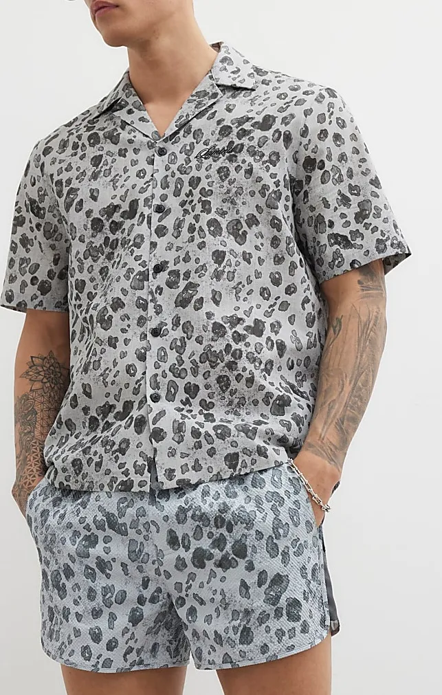 Fashionable Casual Men's Grey Leopard Print Short