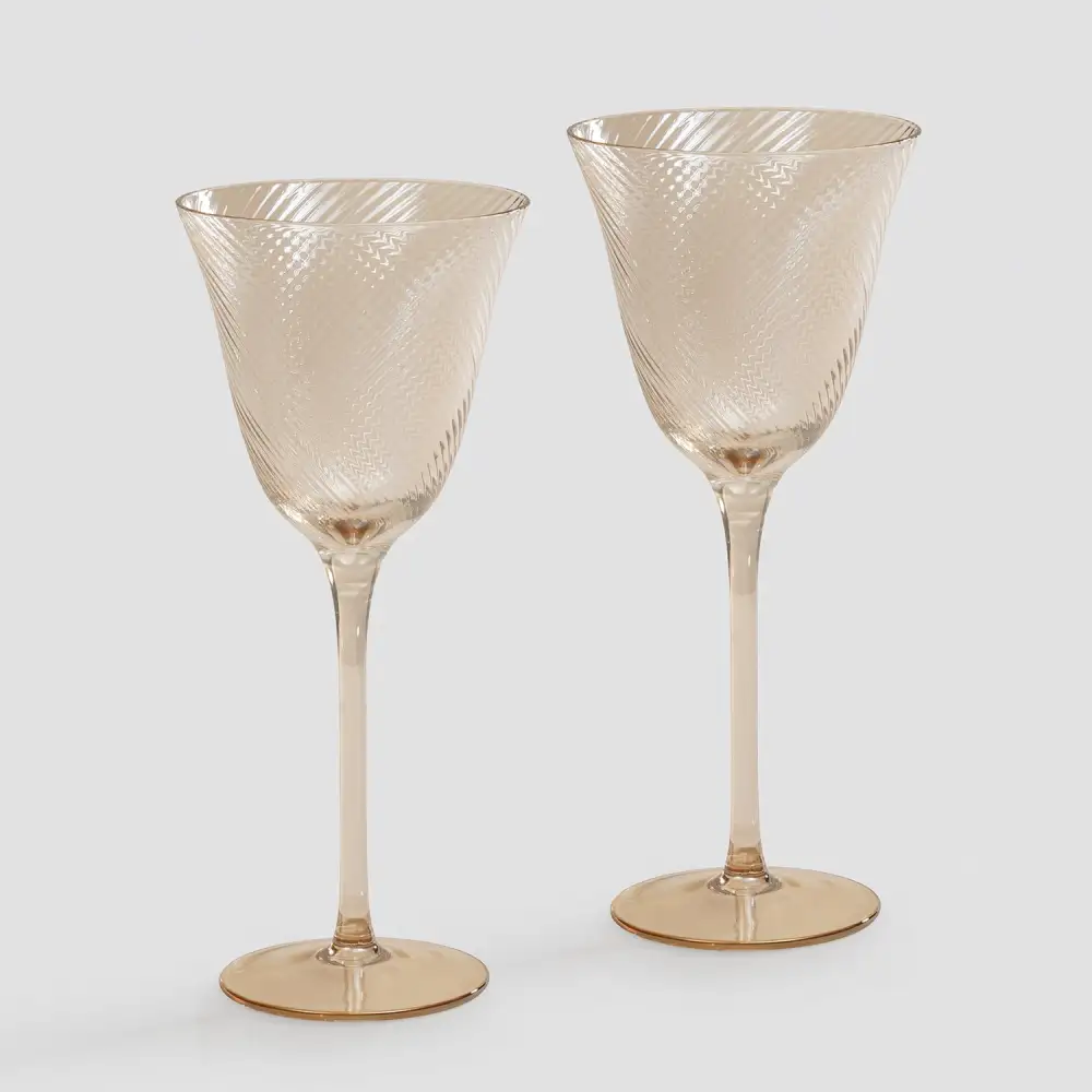 Light Amber Swirl Wine Glass Set