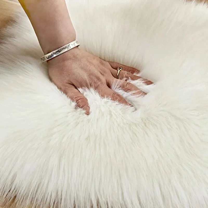 Pets Heart Shaped Fluffy Rug Shaggy Faux Wool Carpet Sofa Cushion