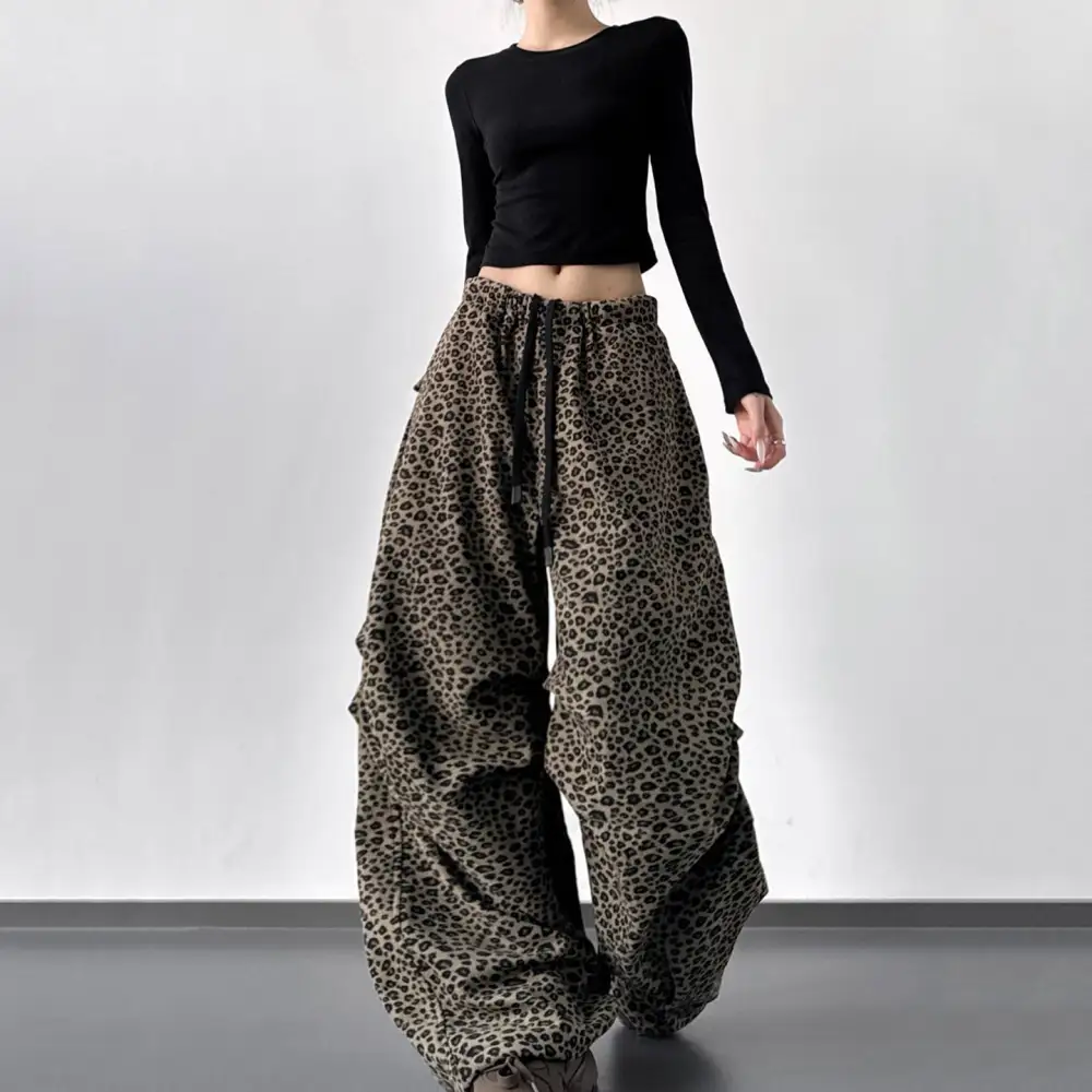 Women's Modern Fit Leopard Print Printed Pants