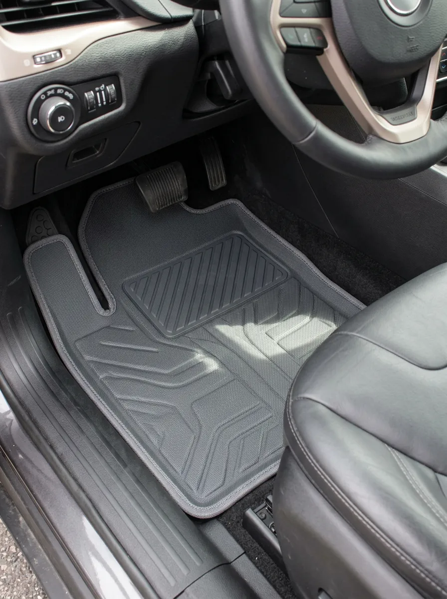 Textured Rubber Anti-Slip Vehicle Floor Mat