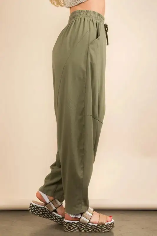 Relaxed Solid Barrel Comfy Woven Pants