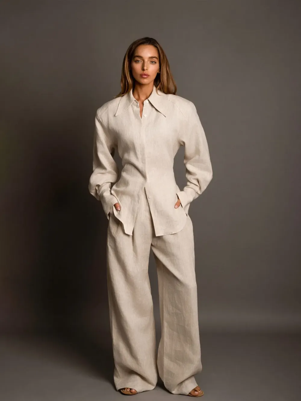 Mary Minimalist Linen Set