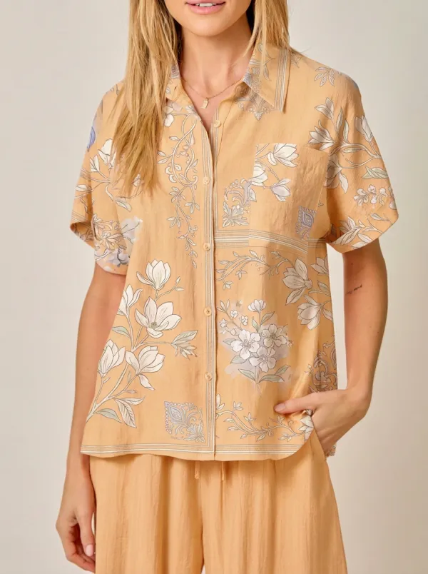 Women's Peach Floral Botanical Printed Button Down Shirt