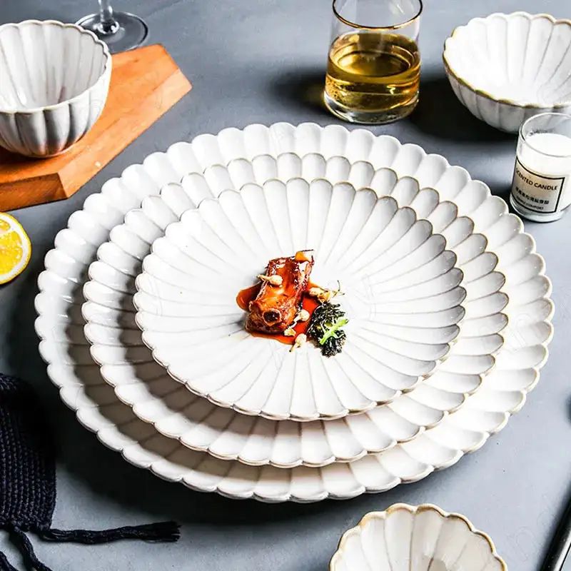 Scalloped Edge Ceramic Dinnerware Set