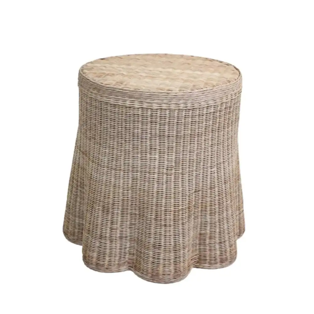 Wicker Scalloped Round Side Table