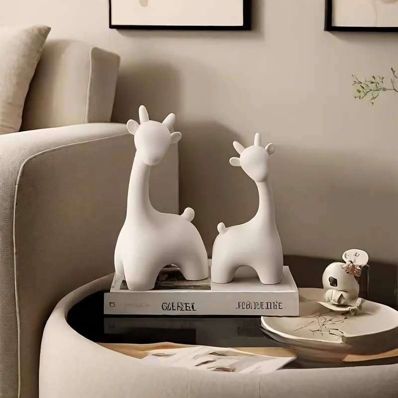 Minimalist Giraffe Decor
