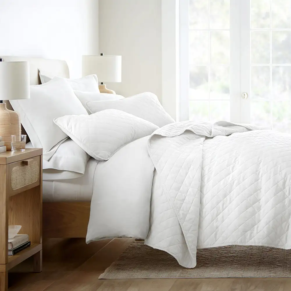 Diamond Stitch Quilted Coverlet Set