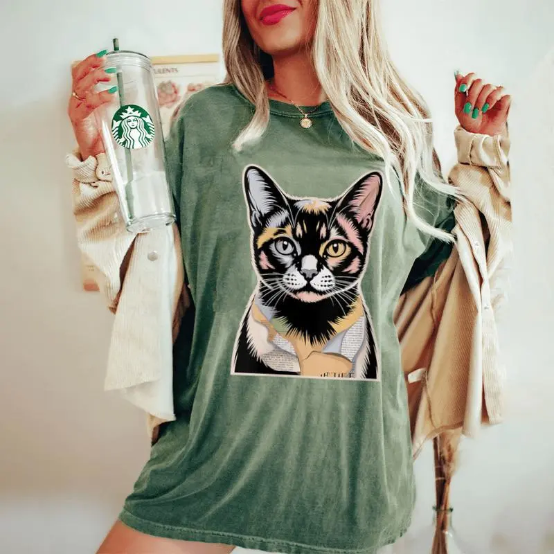 Newspaper Art European Burmese Cat Women's Oversized Comfort Colors T-Shirt