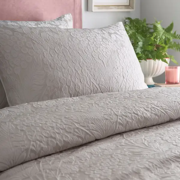 Reversible Floral Duvet Cover Set