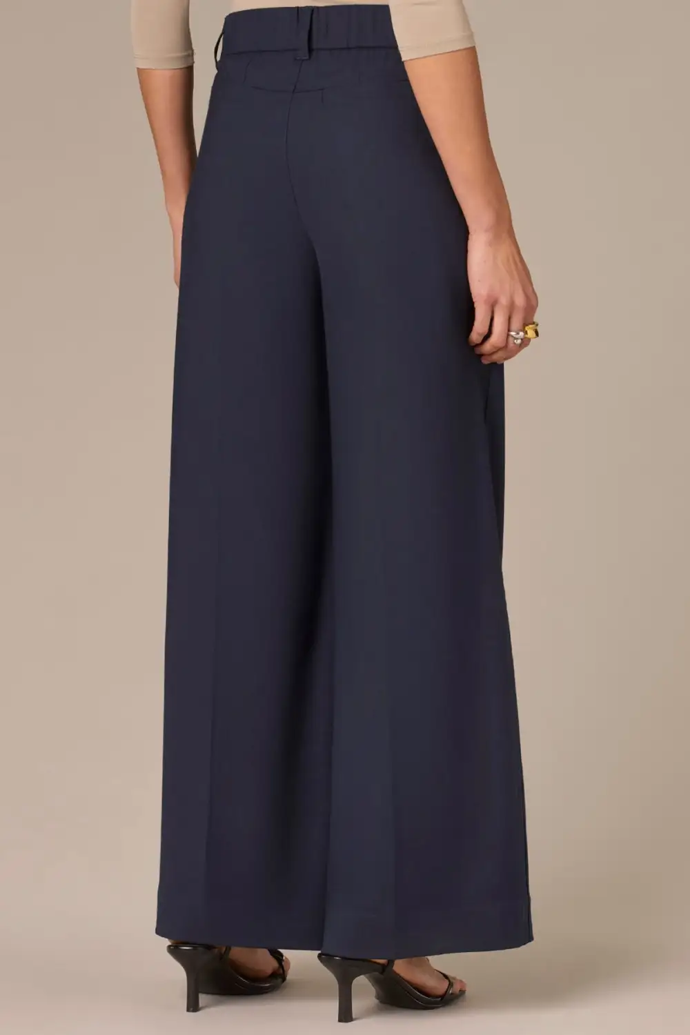 Pull-On Side Seam Tailored Trousers