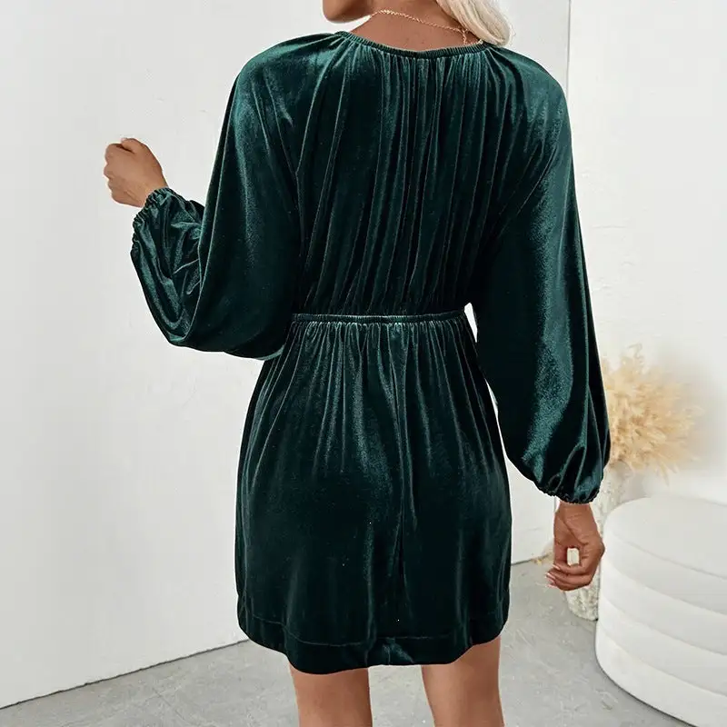 Women's V-Neck Puff-Sleeve Velvet Bridal Dress