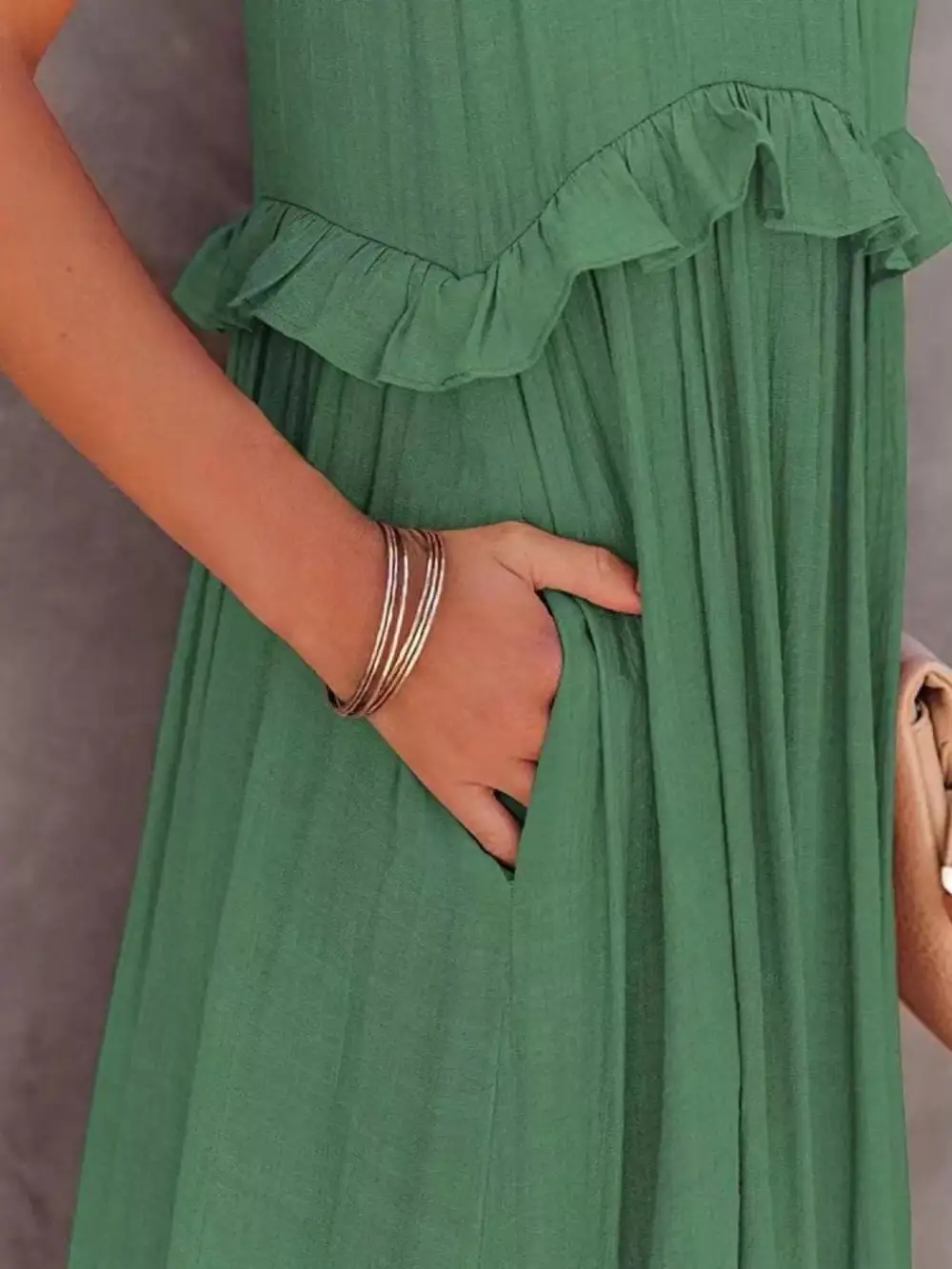 Classic Tiered Sleeveless Maxi Dress