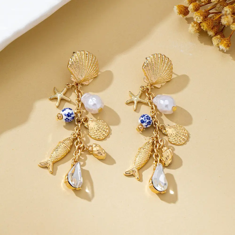 Pearl Shell Fish Cluster Charm