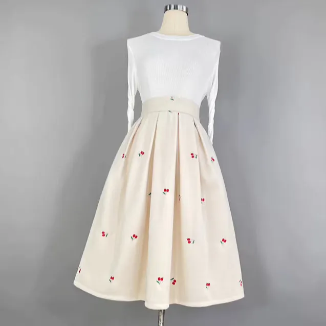 Textured Wardrobe Everyday Casual Embroidered Skirt