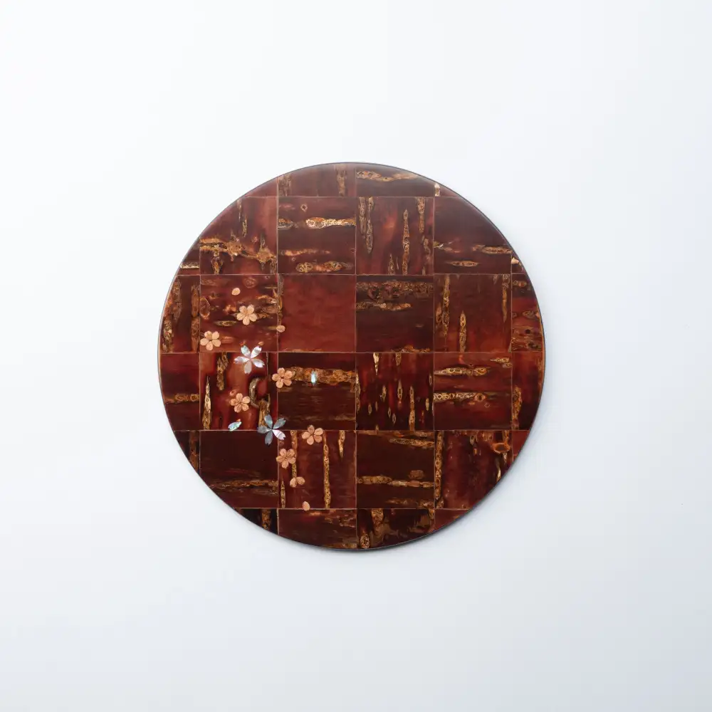 Shell-Inlay Dinner Plate
