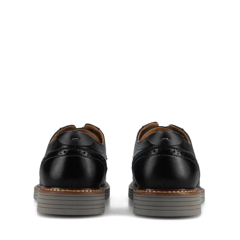 Brogue Detail Slip On Leather Shoes