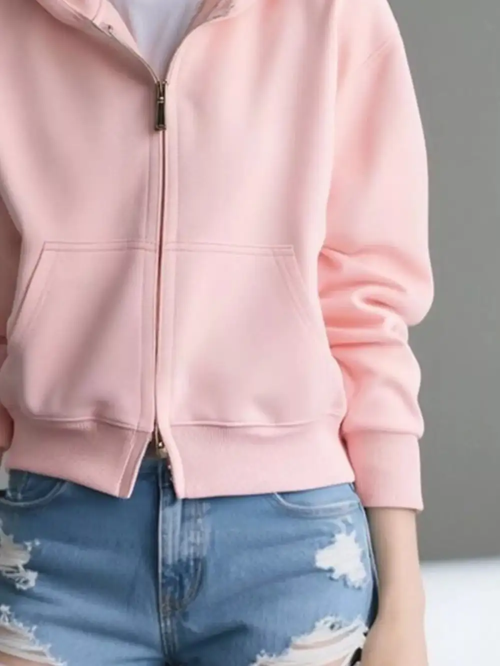 Zip-Detail Pocketed Long-Sleeve Hoodie