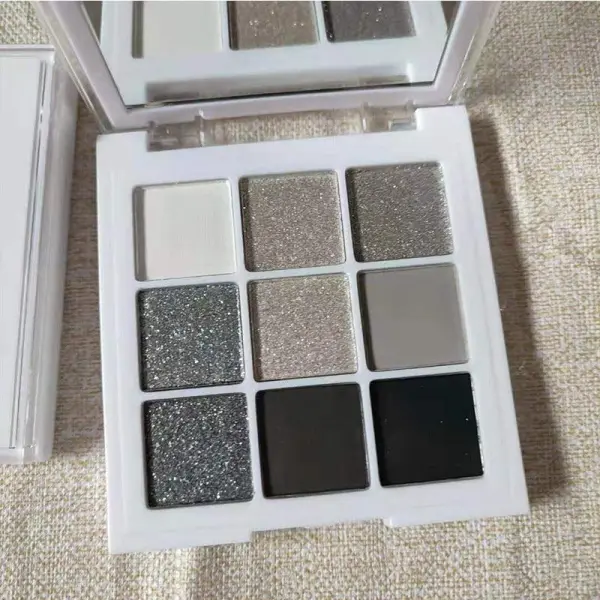 Smudge Finish Eye Palette