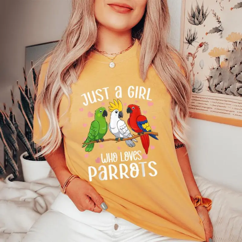 Just A Girl Who Loves Parrots Parrot Lover Girl Women's Oversized Comfort T-Shirt