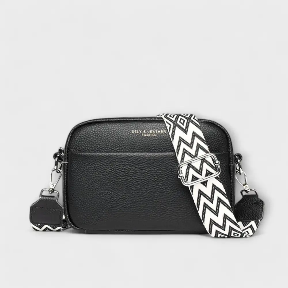 Buckle Straw Shoulder Bag